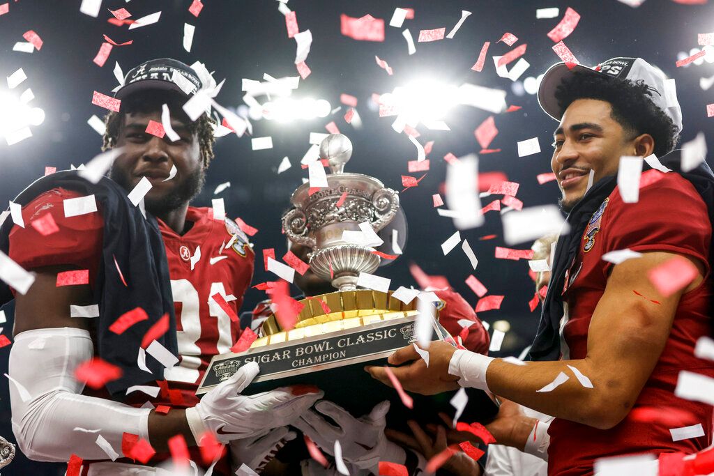 How to Earn Over $1K This College Football Bowl Season