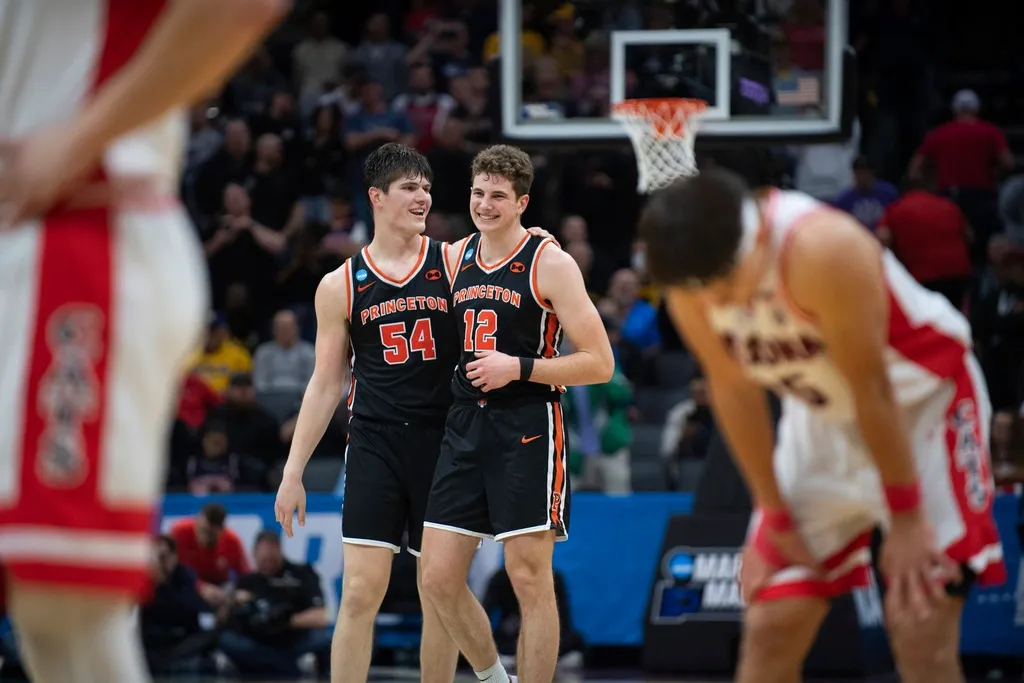 How NCAAB Survivor Upgrades the Tournament Experience