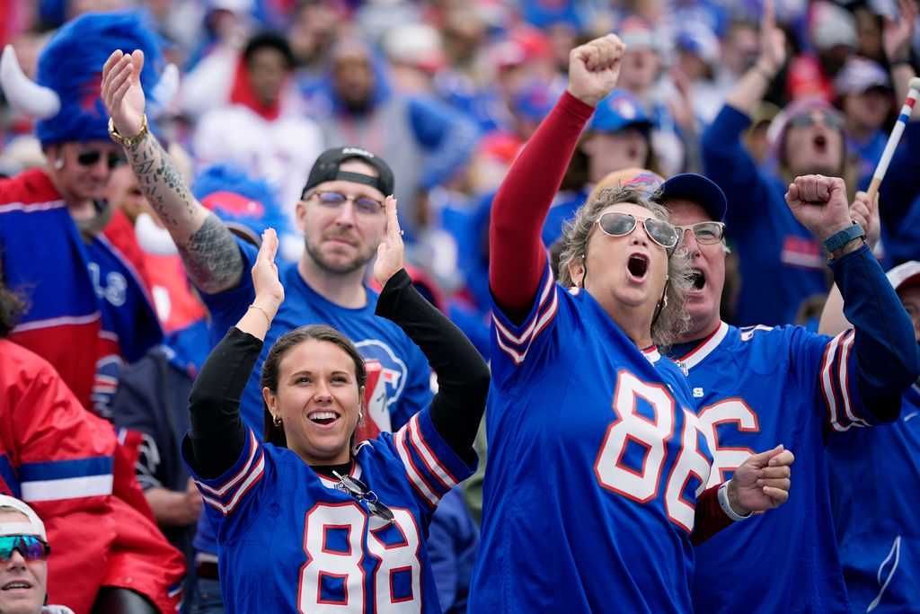 How to Earn Rewards by Running Sports Contests