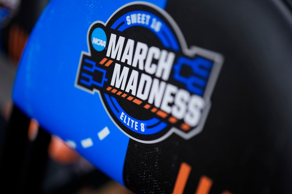 How to Win Your March Madness Survivor Contest
