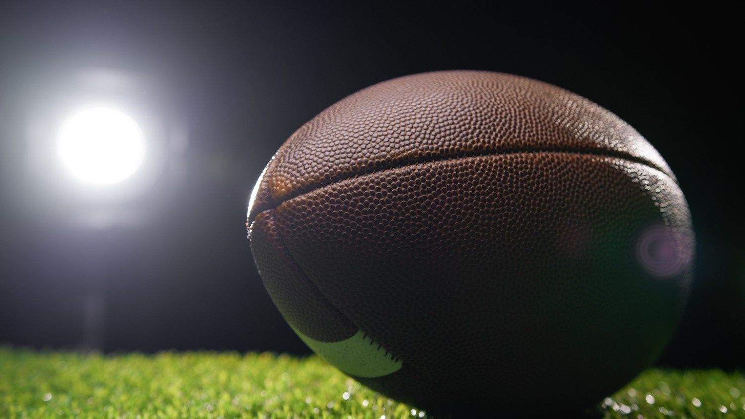 Steelers vs Chargers Player Prop Predictions – NFL Week 10
